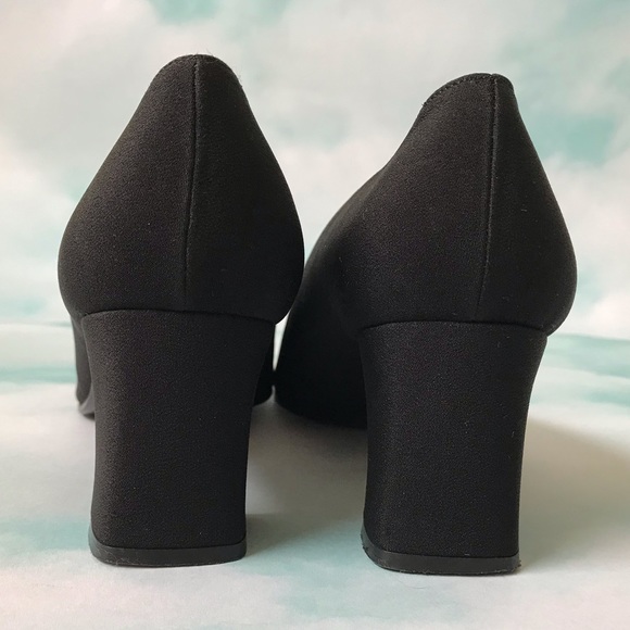 Stuart Weitzman Black Fabric Covered Pumps - Picture 5 of 7